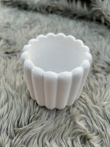 Handmade Jesmonite Fluted Container – Minimalist Decorative Holder for Candles, Brushes, Jewelry & Home Decor